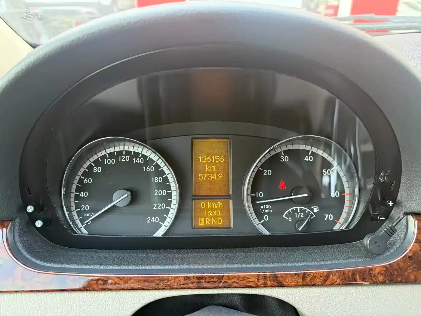 Mercedes-Benz Viano 2013 3.0L Privilege Edition фото 12