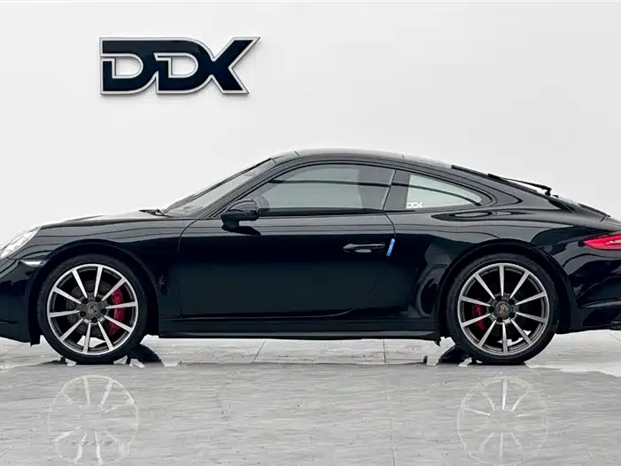 Porsche 911 2016 Carrera 4S 3.0T фото 7
