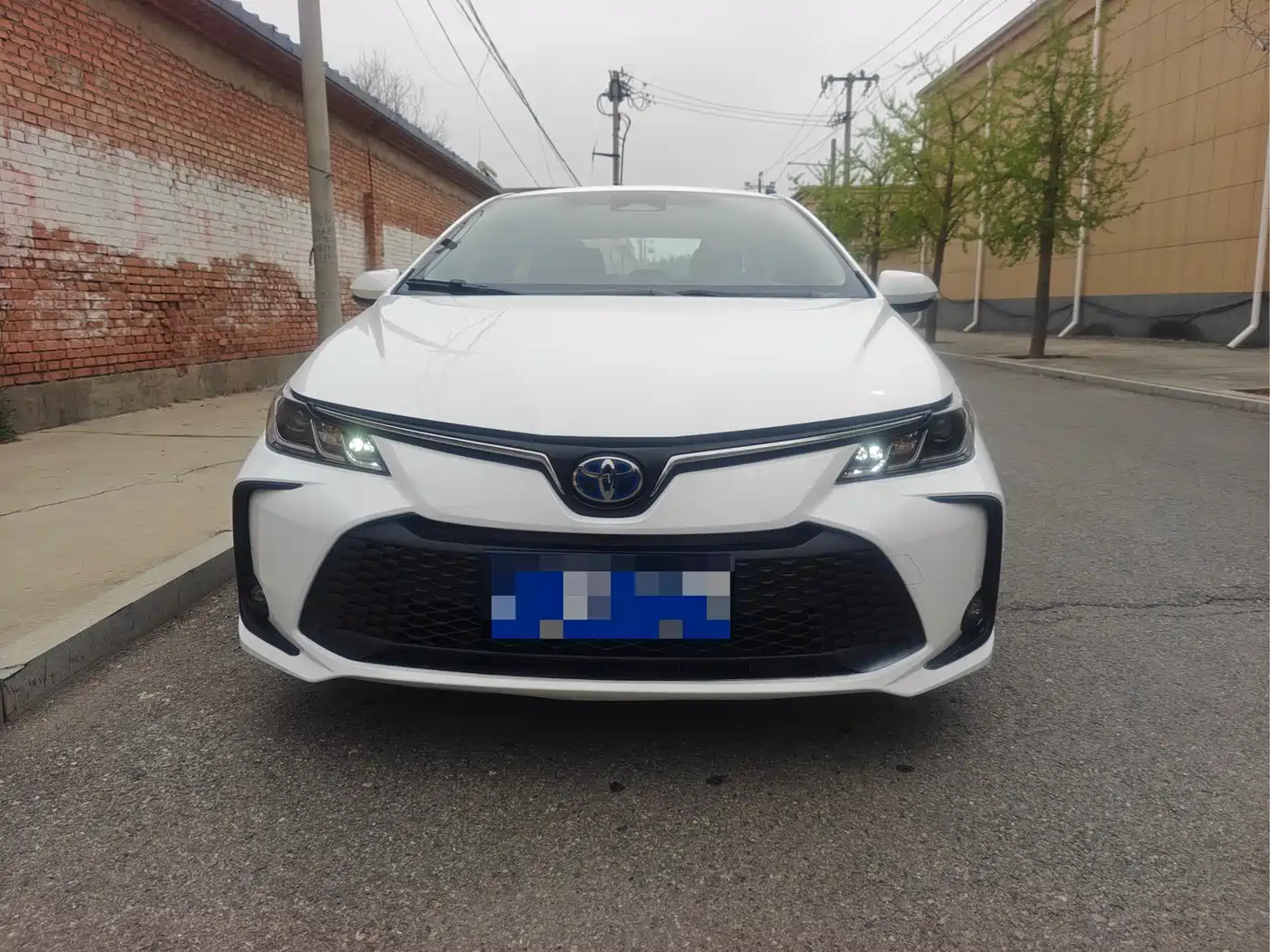 Toyota Corolla 2023 1.8L Smart Hybrid Dual Engine Elite Edition фото 2