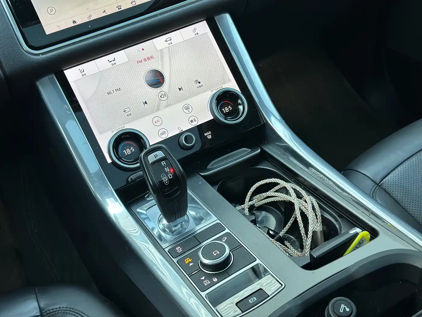 Land Rover Range Rover Sport 2019 3.0 SC V6 Special Edition фото 11