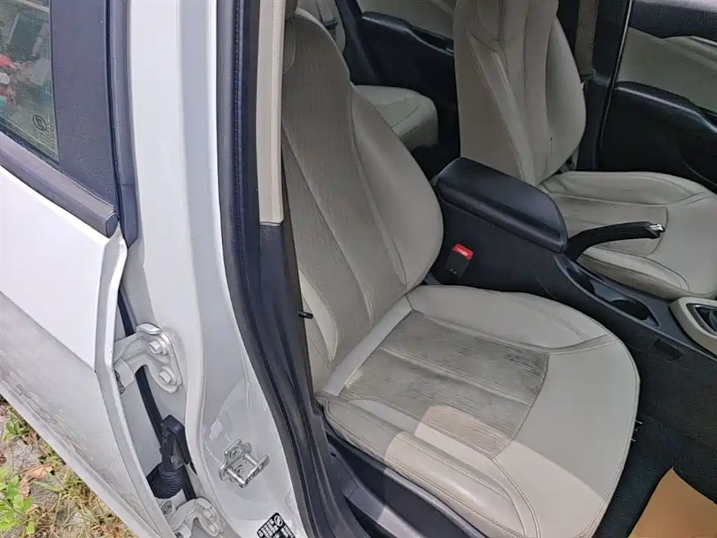 Buick Excelle 2016 15N Automatic Elite фото 25