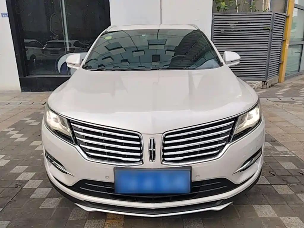 Photo 3 - Lincoln MKC