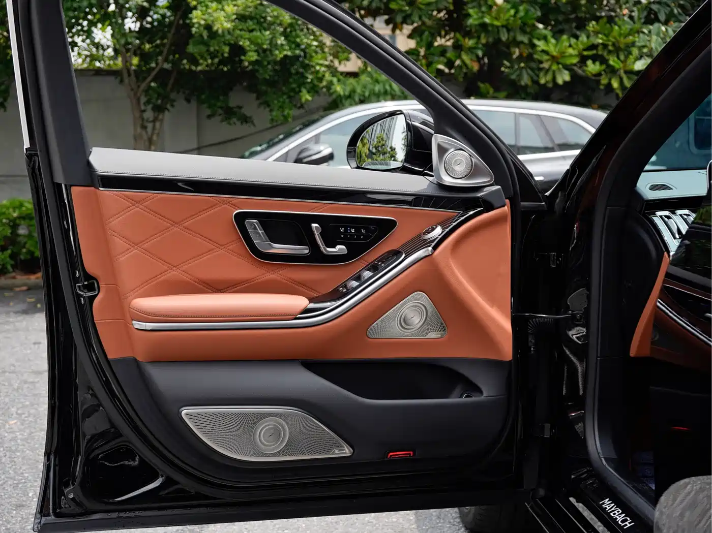 Mercedes-Benz Maybach S-Class 2024 Facelift S 480 4MATIC фото 19