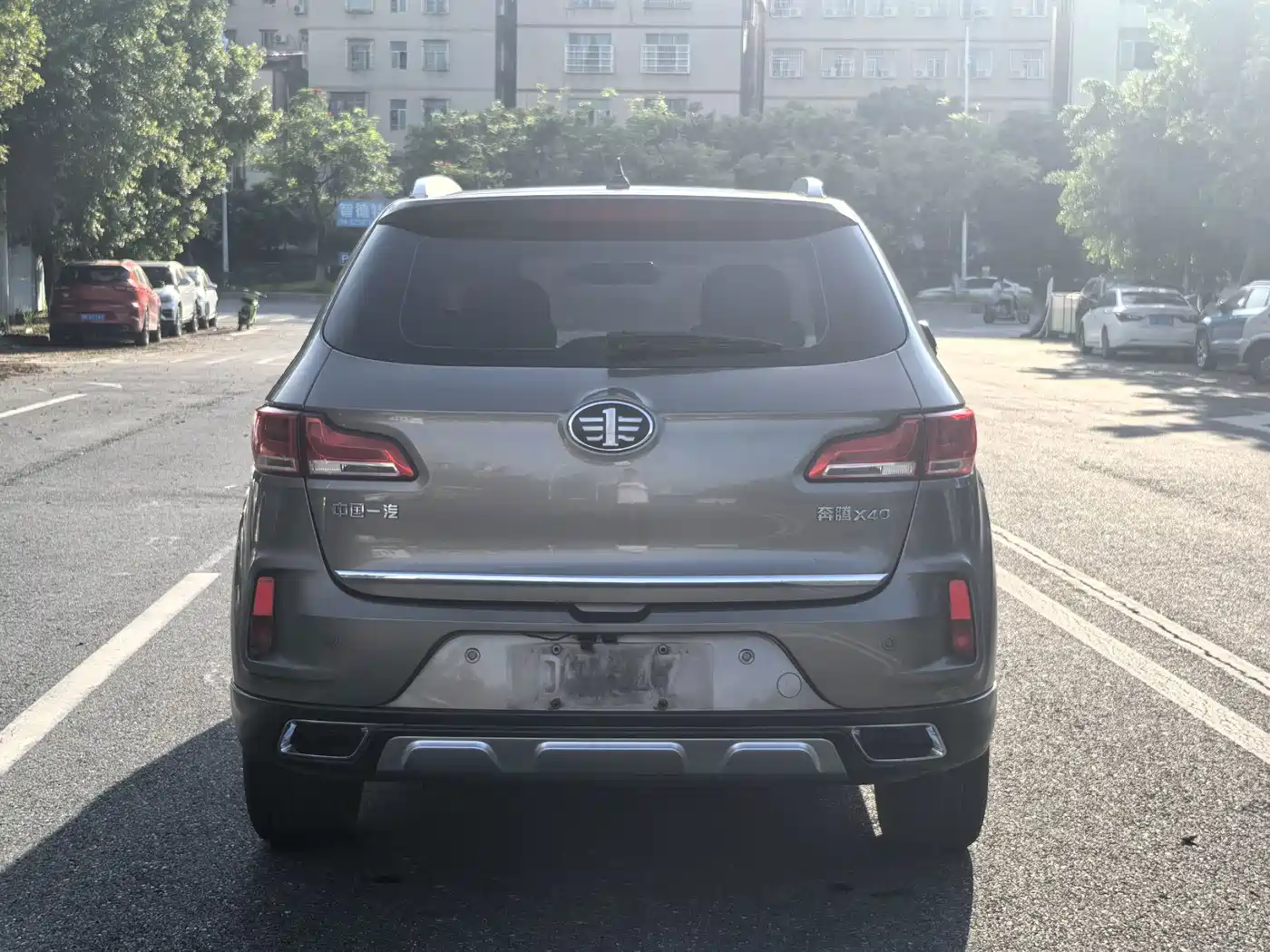 Besturn X40 2017 2017 1.6L Automatic Luxury