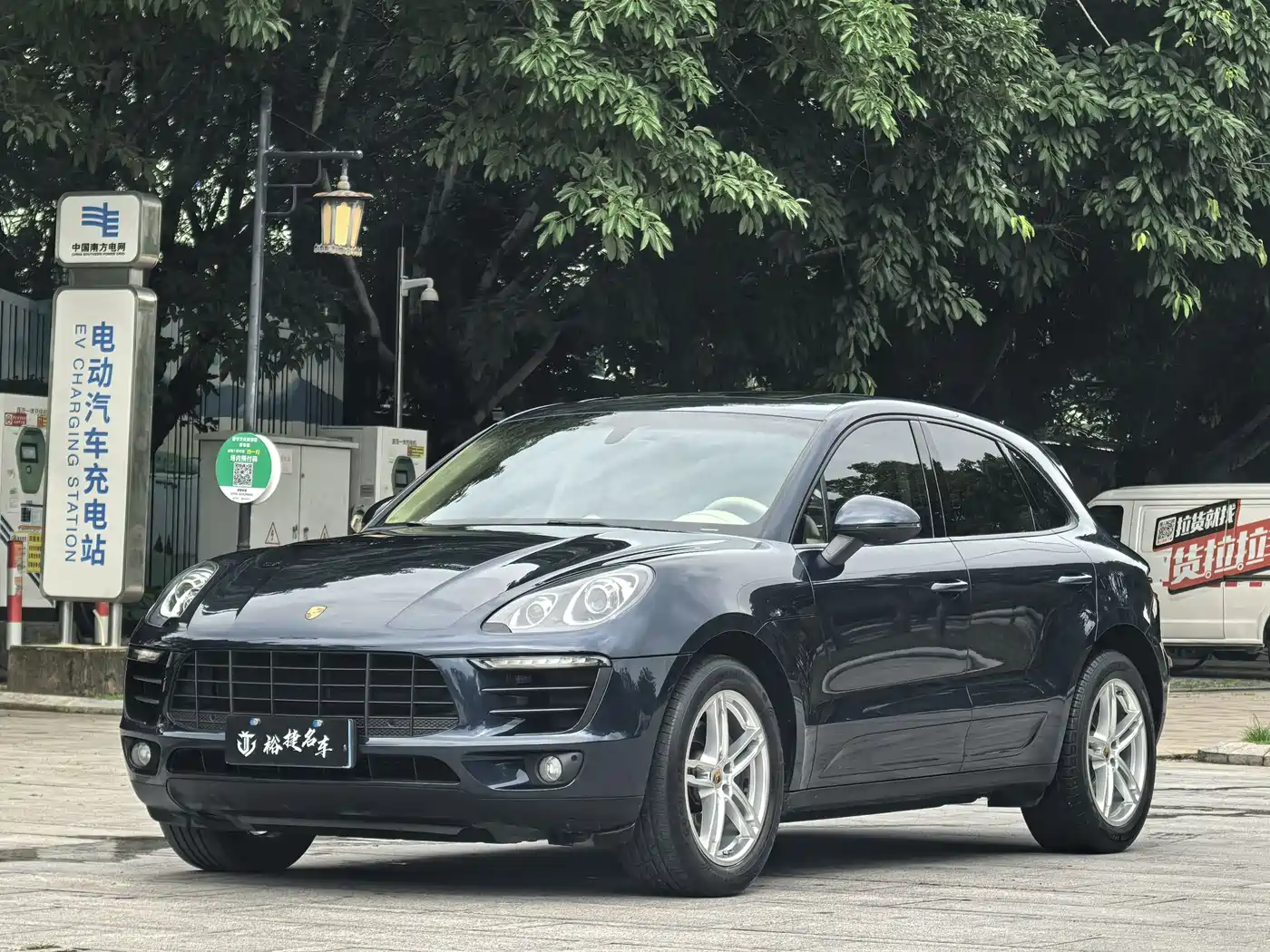 Porsche Macan 2014 Macan 2.0T