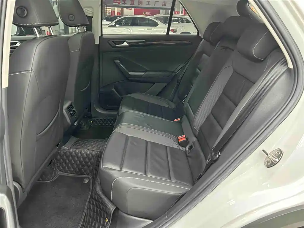 Volkswagen T-ROC 2022 280TSI DSG 2WD Comfort PLUS фото 14