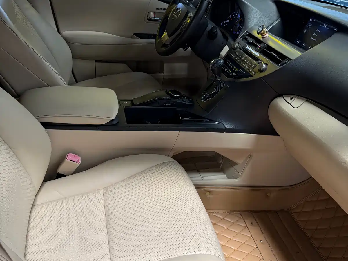 Lexus RX Classic 2012 270 Elegance фото 4