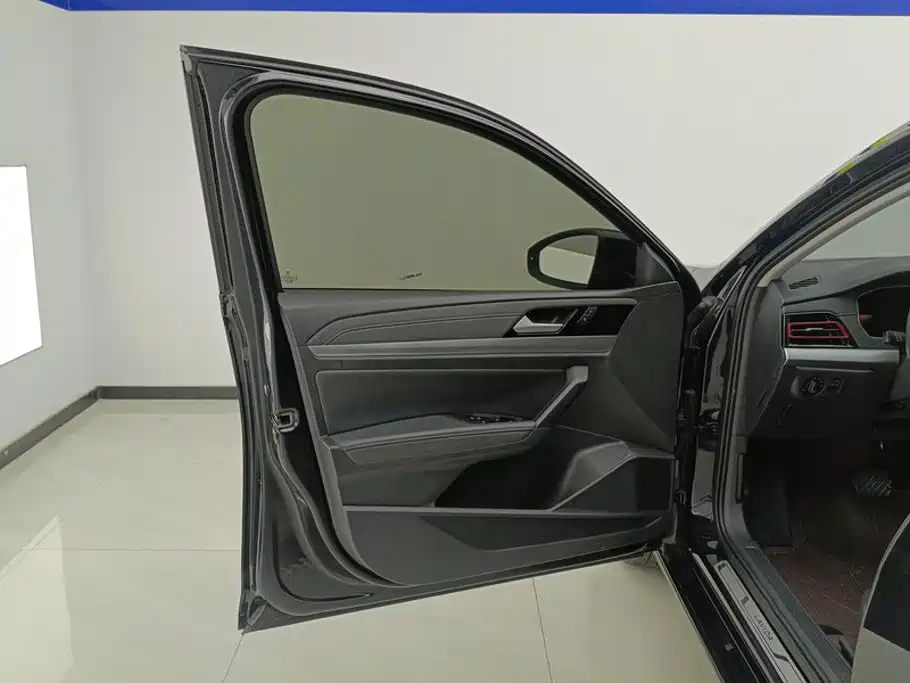 Volkswagen Lavida, миниатюра 7