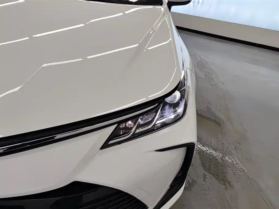 Toyota Corolla 2021 1.2T S-CVT Elite Edition фото 5
