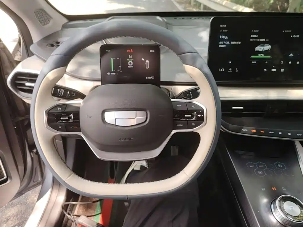 Photo 11 - Geely Geometry A