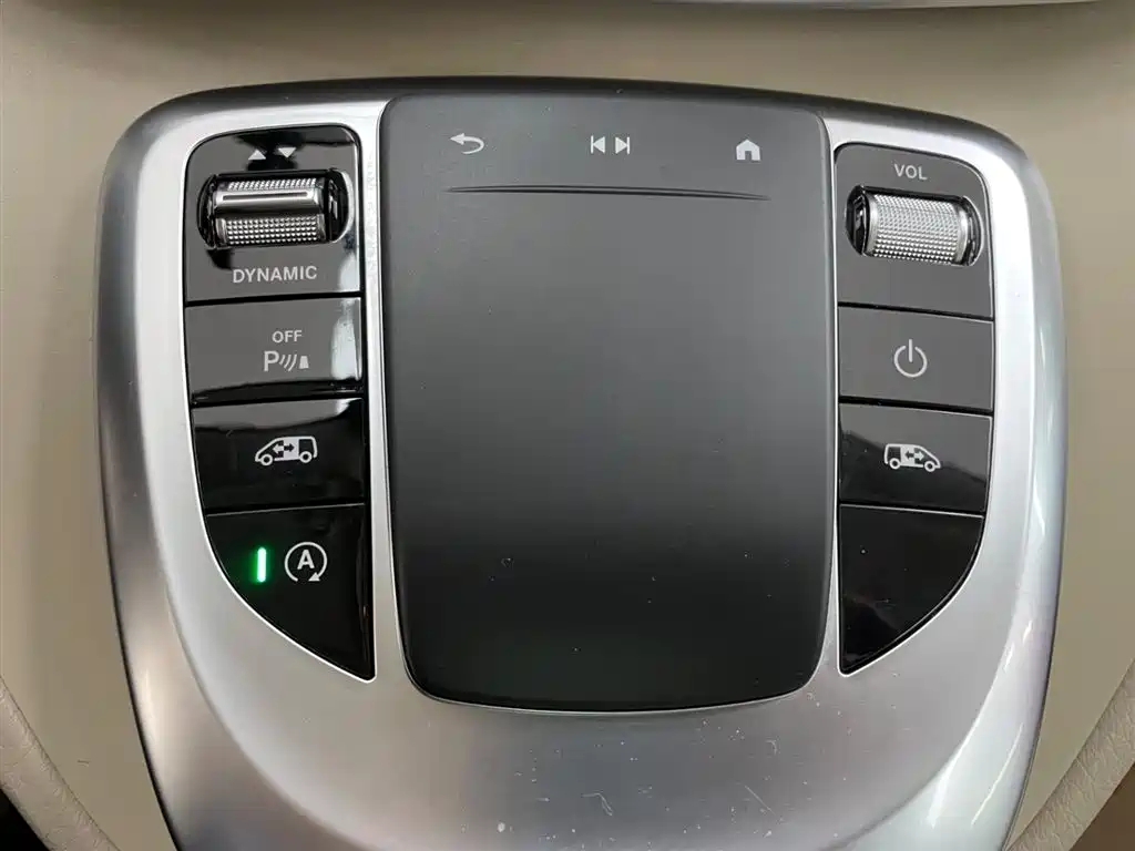 Mercedes-Benz V-Class 2021 V 260 L Long Wheelbase Premium Edition фото 26