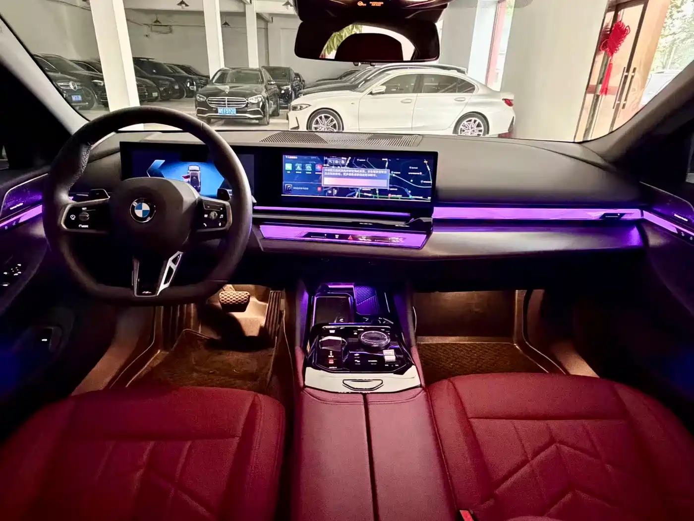 BMW 5 Series 2025 530Li xDrive M Sport Package фото 9
