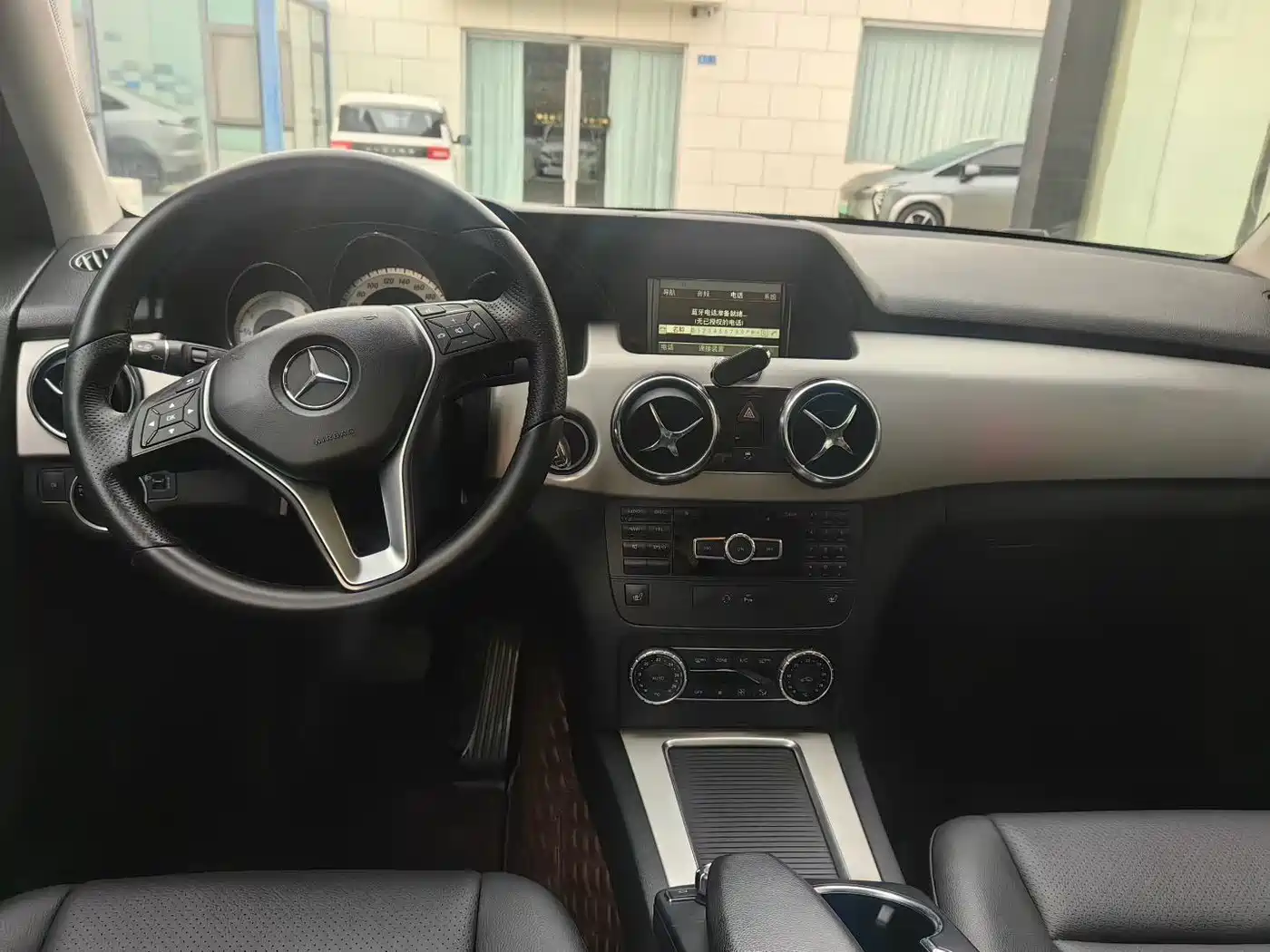 Mercedes-Benz GLK-Class 2013 GLK 300 4MATIC Dynamic Sunroof фото 8