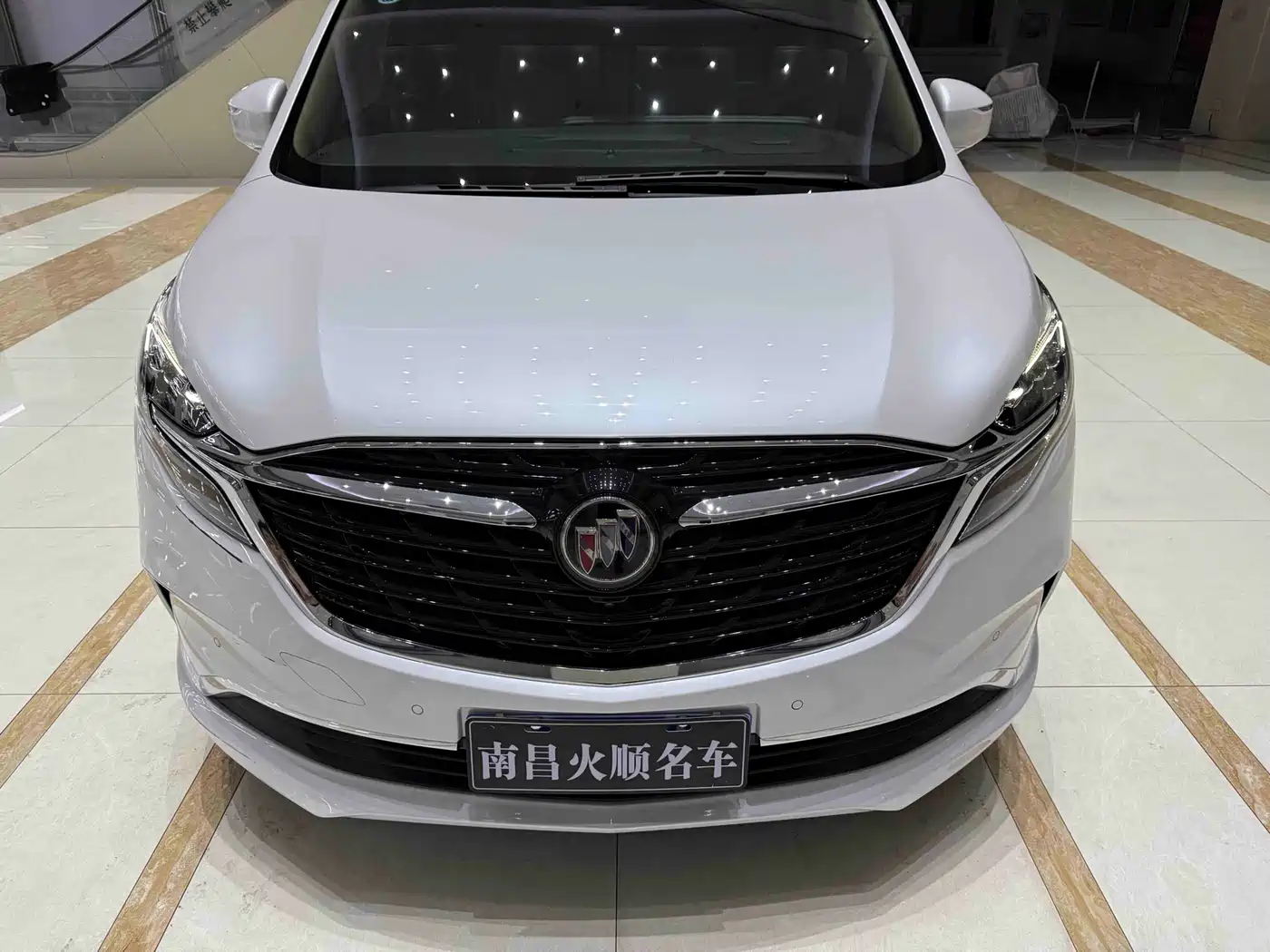 Buick GL8 2021 ES Landlord 653T Flagship фото 3