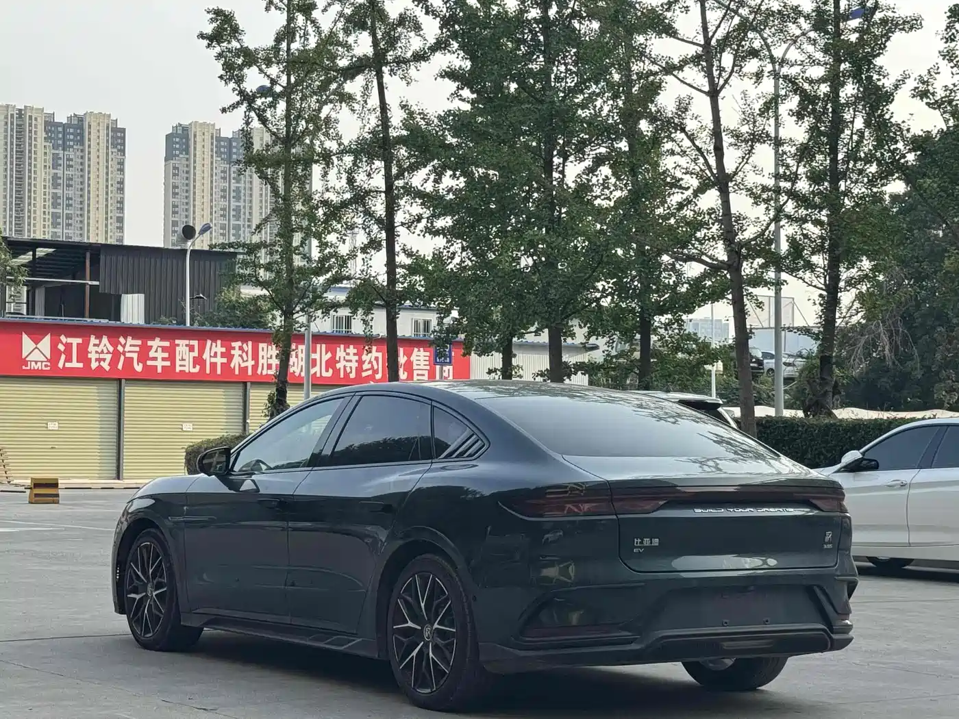 BYD Han 2022 EV 610KM AWD Qianshan Green Limited Edition фото 9
