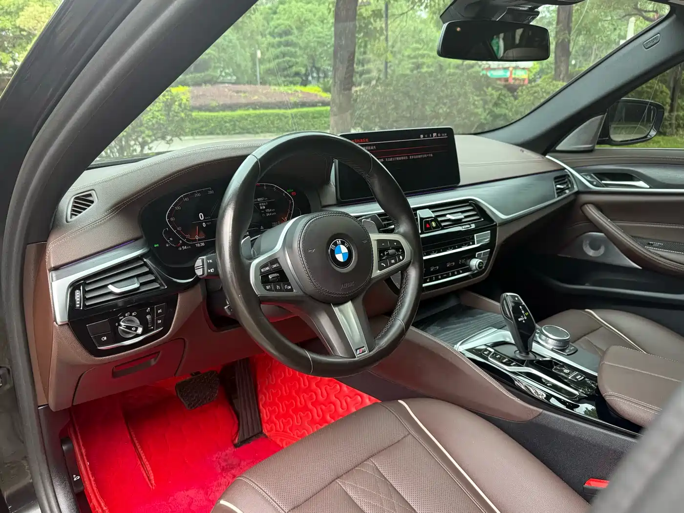BMW 5 Series 2022 530Li Leading M Sport Package фото 4