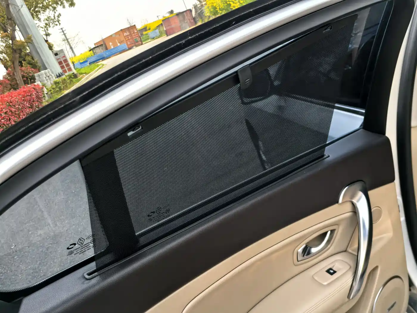 Renault Latitude 2011 2.5L Automatic Flagship Navigation Edition фото 17