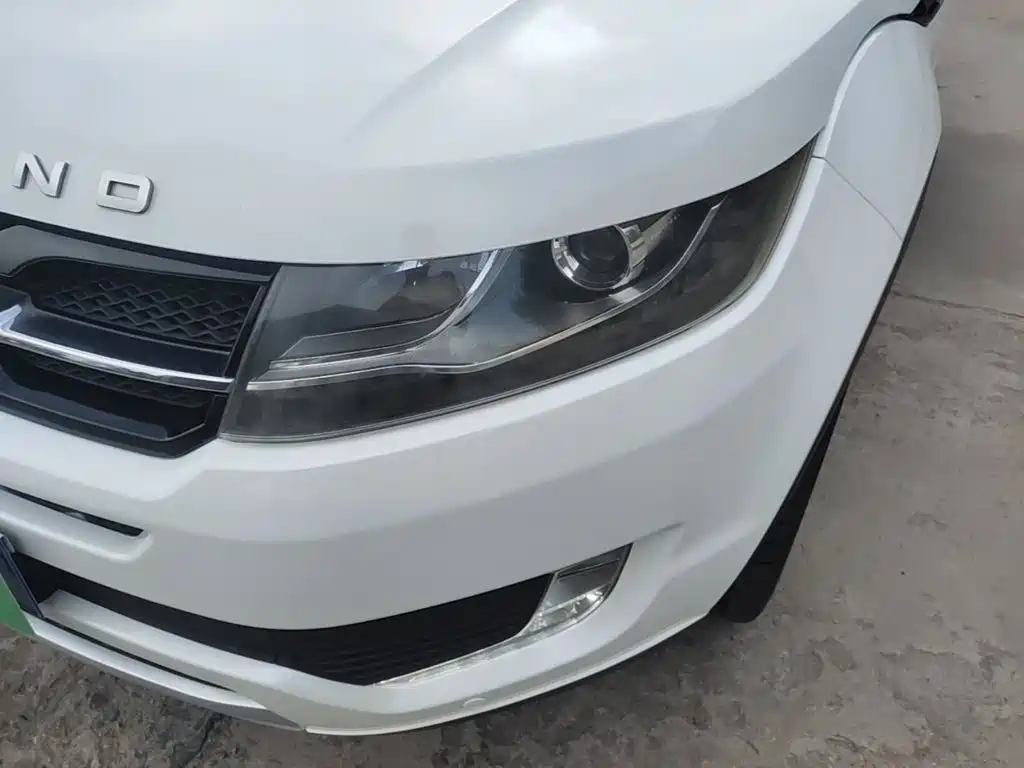 Landwind X7 2015 2015 2.0T Panoramic Flagship Edition
