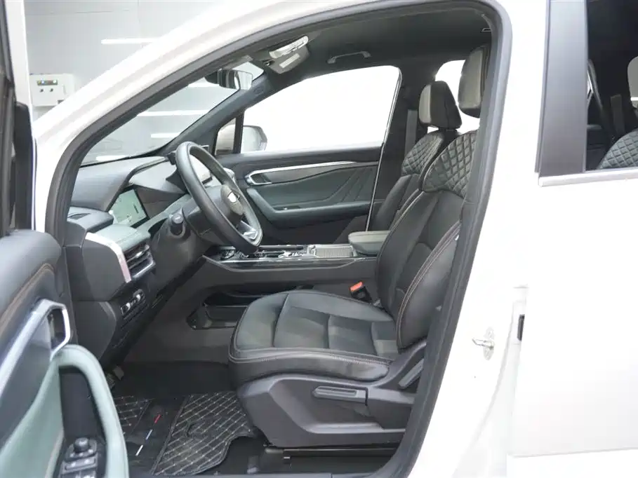 Geely Haoyue L 2024 2023 Model 2.0T DCT Luxury