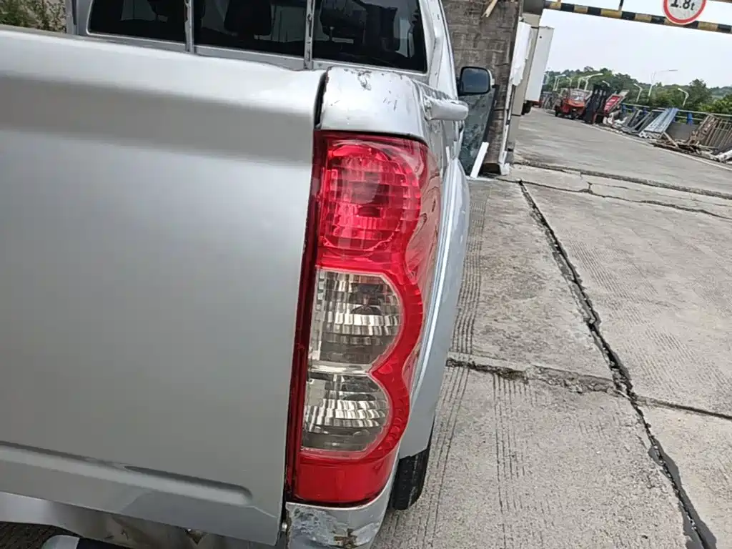 Great Wall Fengjun 5 2022 2021 Model 2.0T Diesel 2WD Super Value Large Double Cab China VI GW4D20M