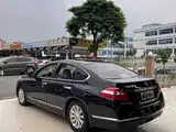 Фото 9 - Nissan Teana
