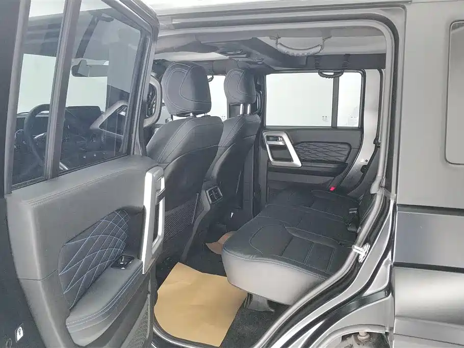 BAIC ORV Beijing Offroad BJ40 2024 2.0D Blade Hero Glory Edition фото 11