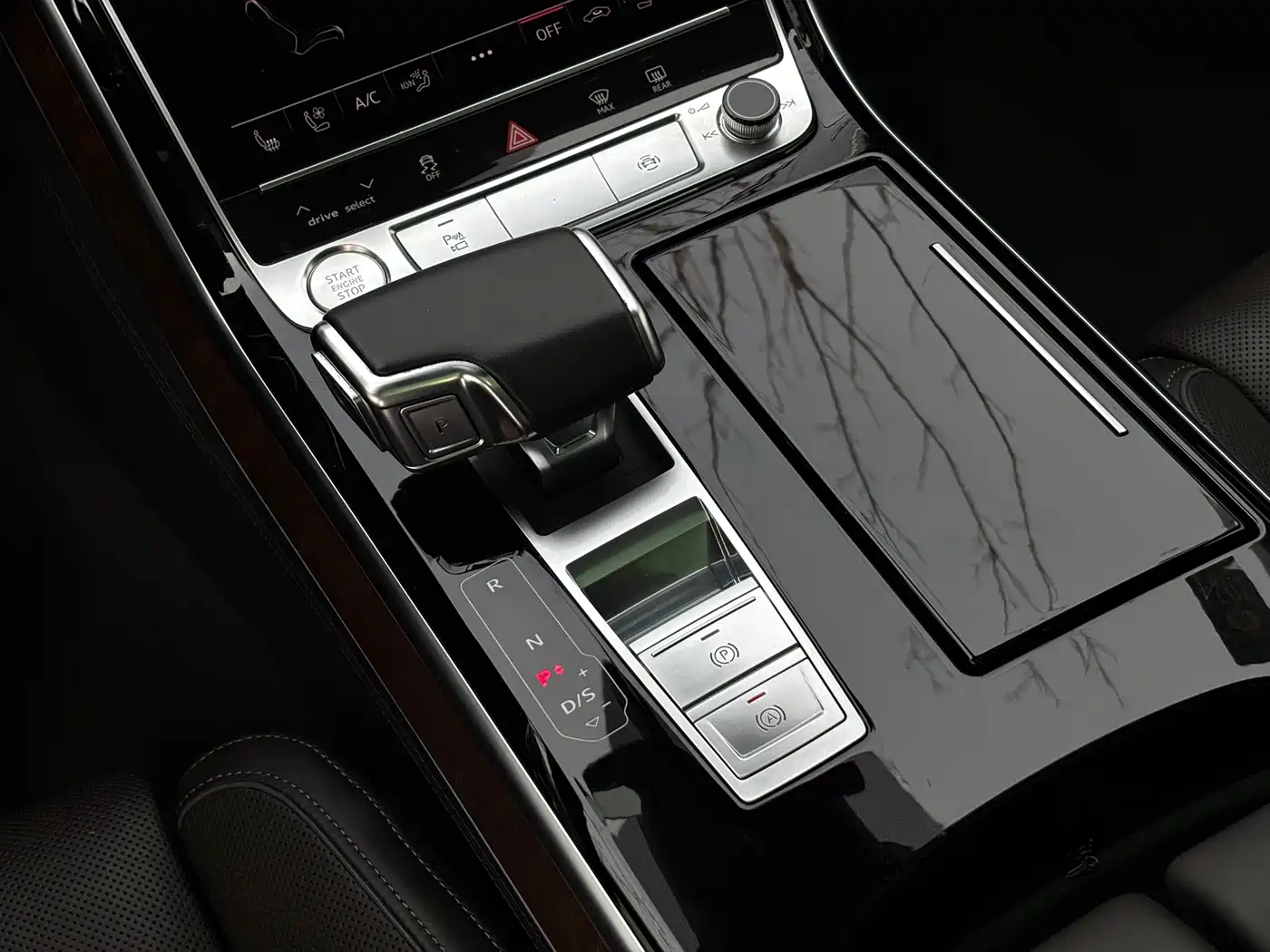 Audi A8 2019 Plus A8L 55 TFSI quattro Luxury фото 12