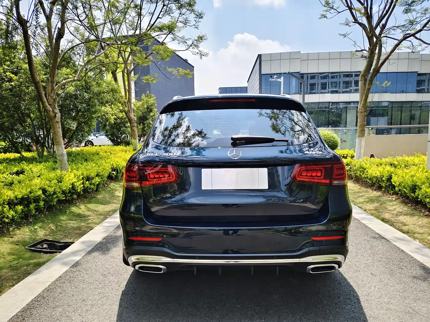 Mercedes-Benz GLC 2020 Facelift GLC 300 L 4MATIC Dynamic фото 10