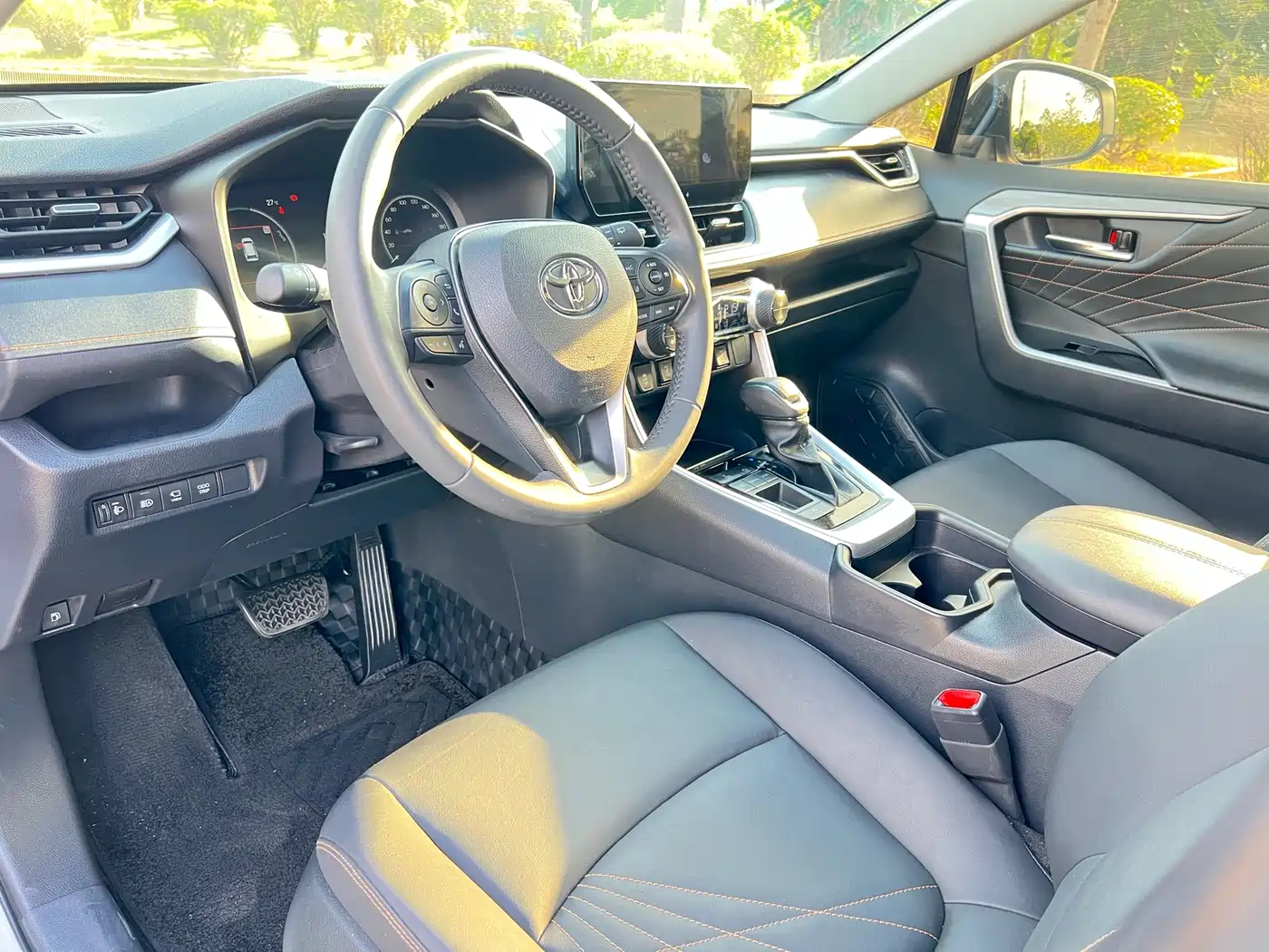 TOYOTA RAV4 RONGFANG