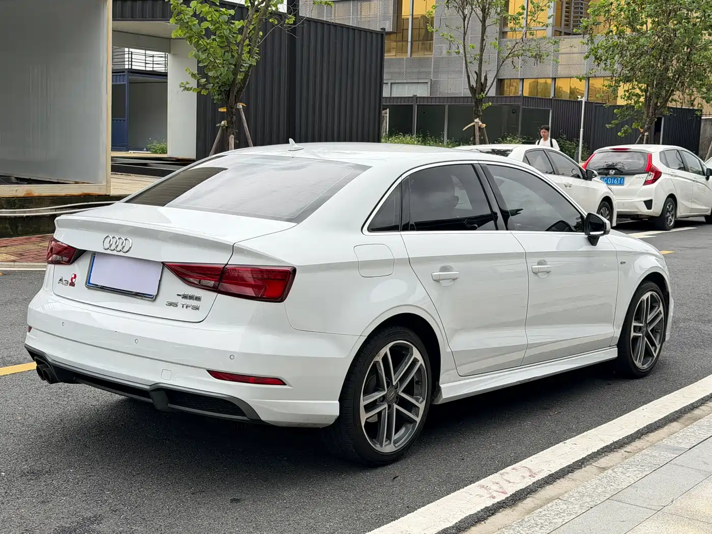 Audi A3 2018 30th Anniversary Limousine 35 TFSI Sport фото 7