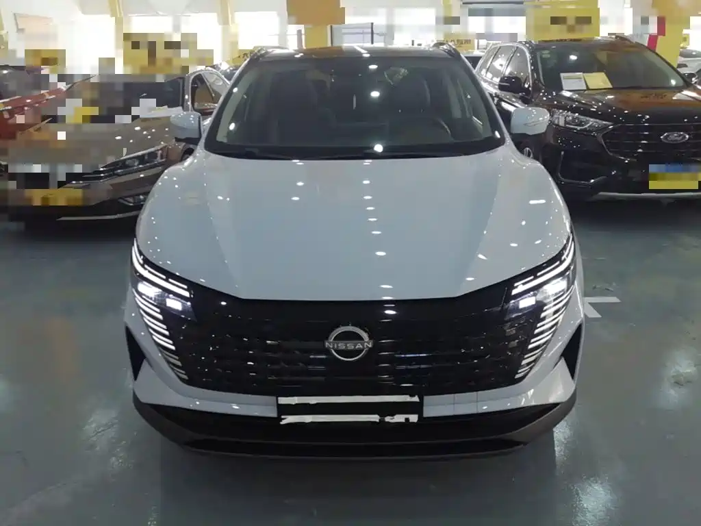 Nissan Qashqai 2024 2025 Honor 2.0L CVT XV+ Leading Edition