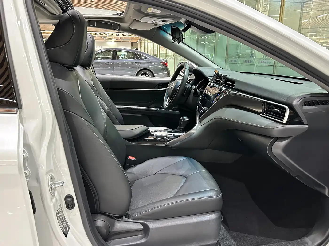 Toyota Camry 2019 2.0S Trend Edition China VI фото 11