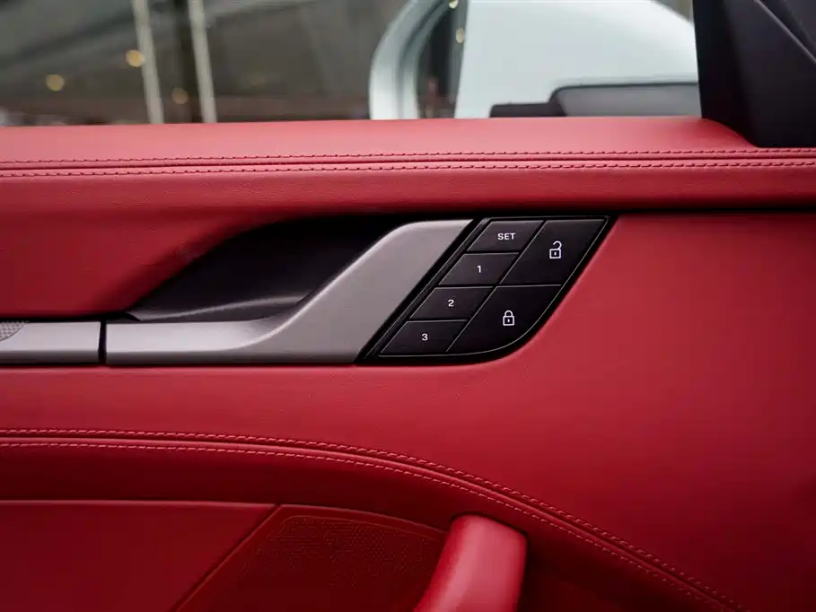 Porsche 911 2023 Carrera 3.0T фото 17