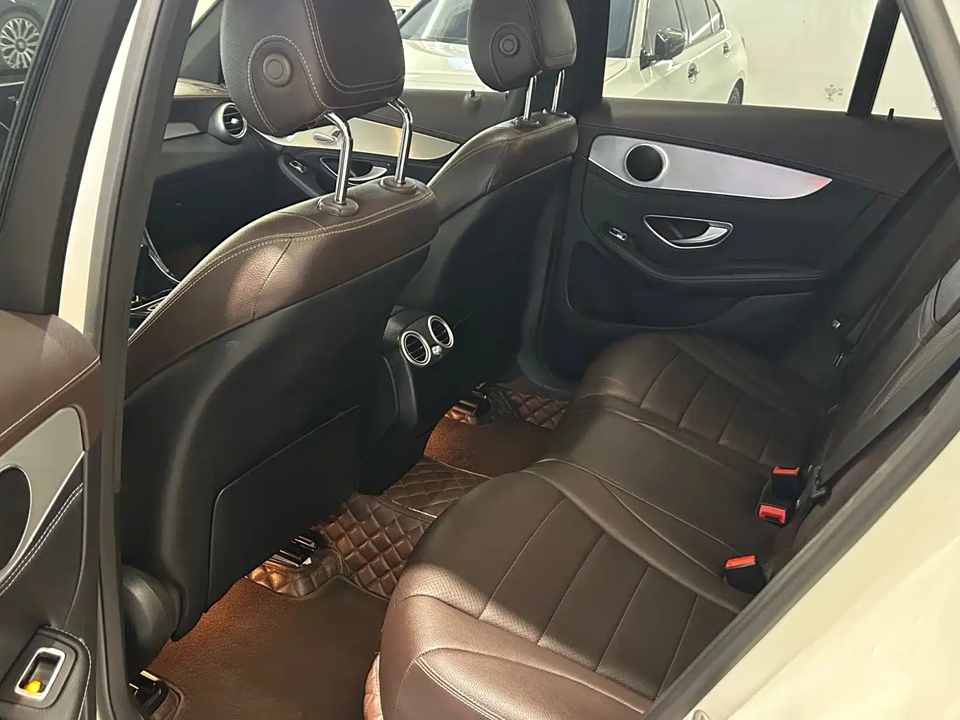 Mercedes-Benz GLC 2018 GLC 200 4MATIC фото 7