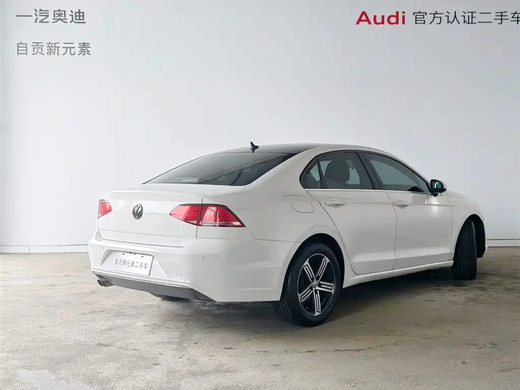 Volkswagen Lamando 2015 280TSI DSG Comfort фото 3