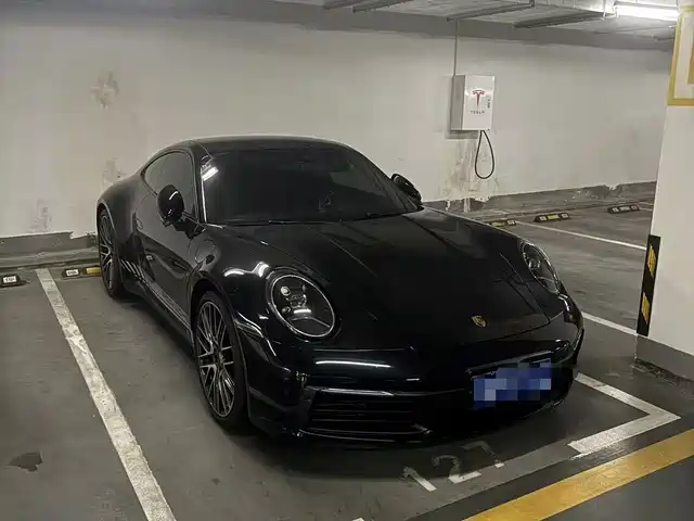 Porsche 911 Carrera 3.0T