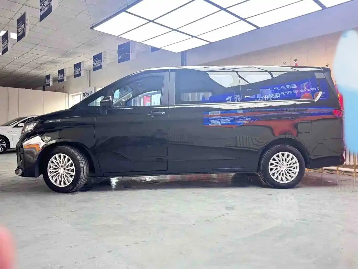 BAW (Beijing Automobile Works) Ruisheng Ace M7 2024 2025 Model 2.0L Automatic Long Wheelbase Luxury 7-Seater