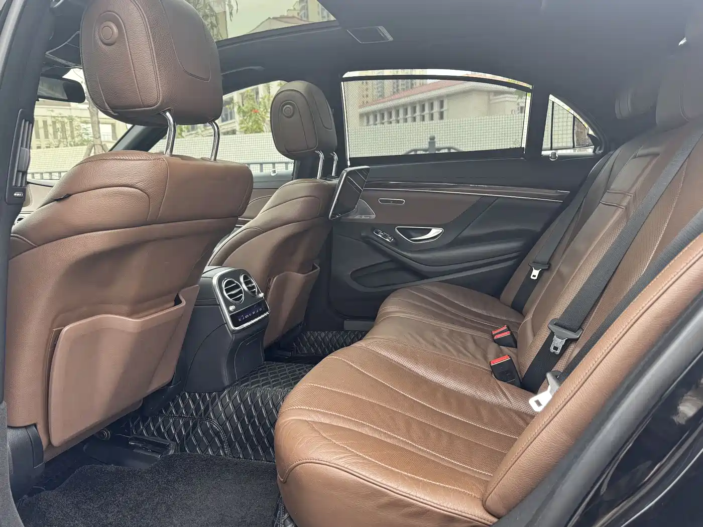 Mercedes-Benz S-Class 2016 S 320 L Business Edition фото 6