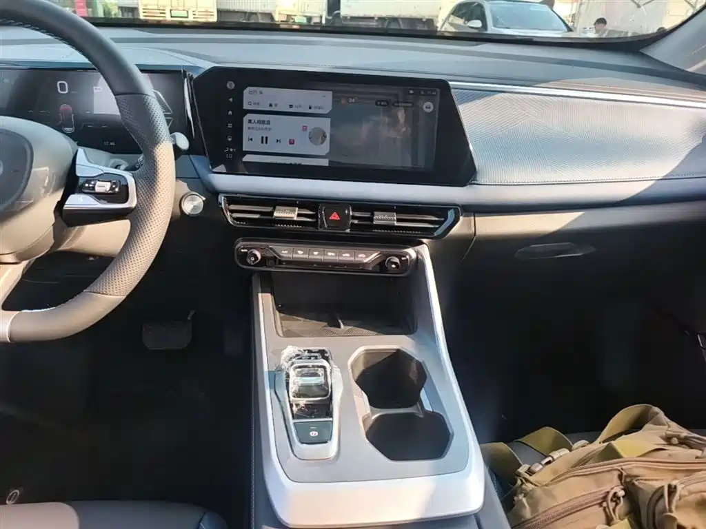 GAC Trumpchi Trumpchi GS3 2026 GS3 Emzoom 270T Sport Edition фото 13