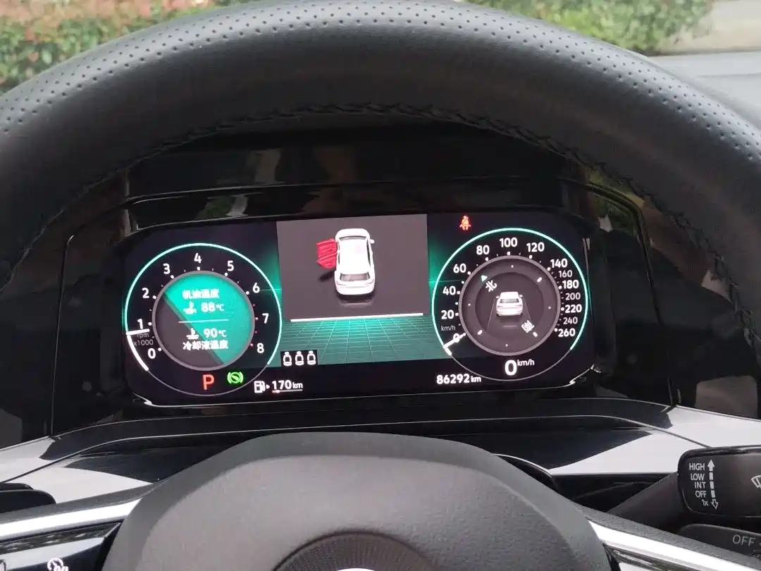 Volkswagen Golf 2021 280TSI DSG R-Line фото 12