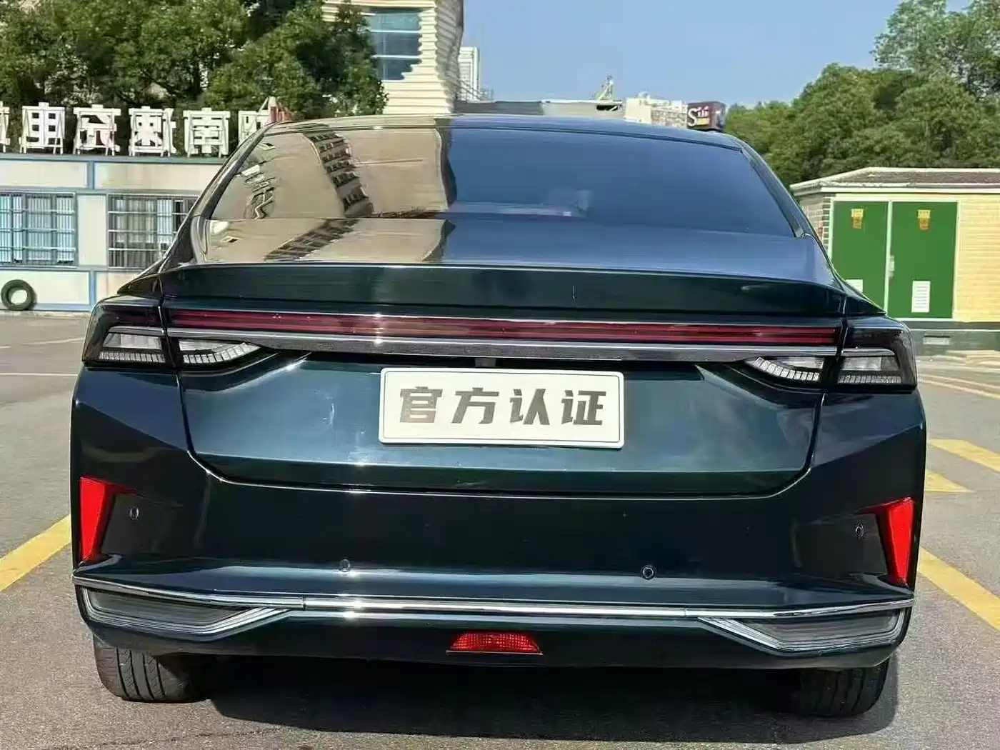 DONGFENG YI HYUN MAX