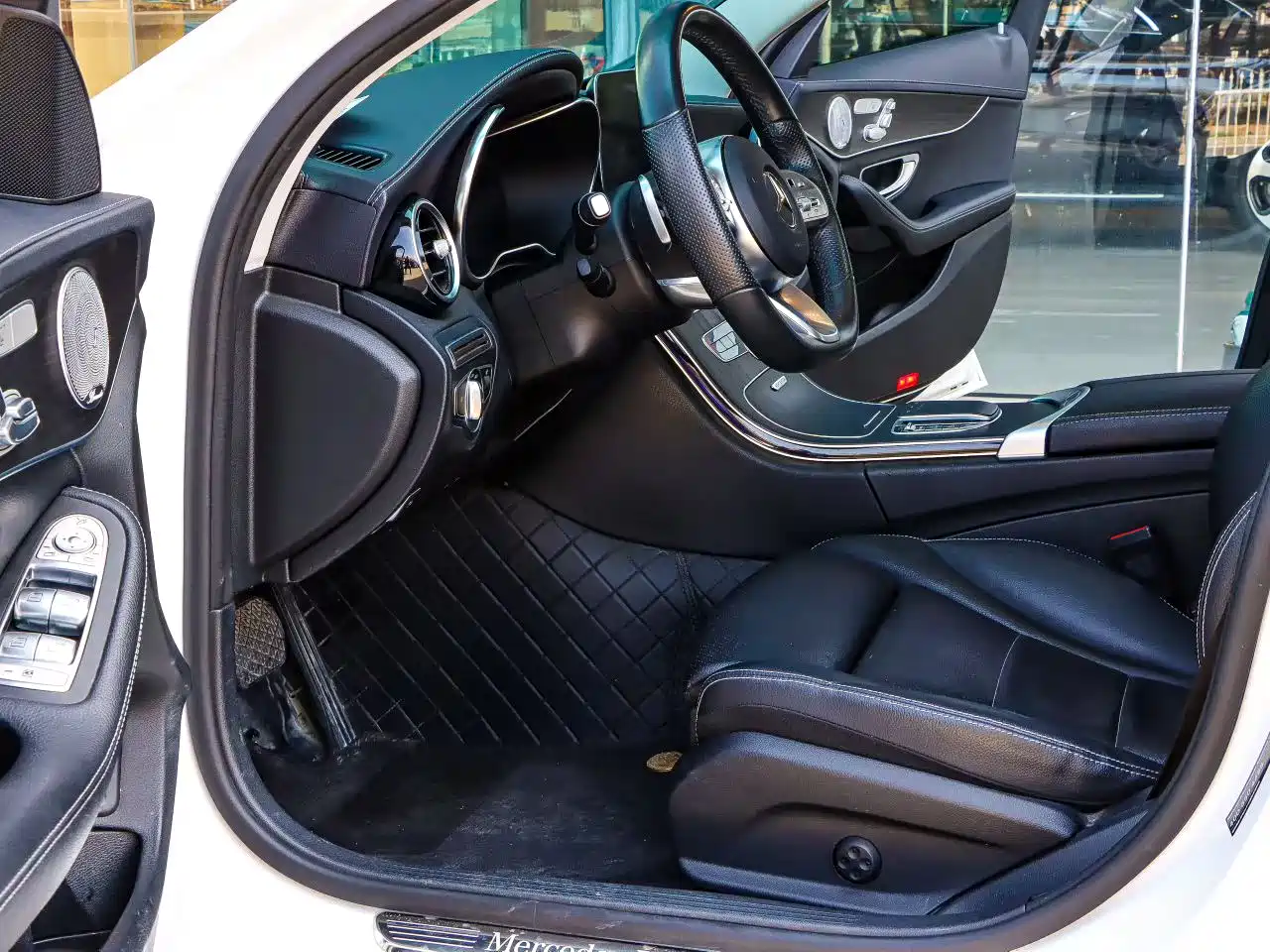 Mercedes-Benz C-Class 2022 C 260 L Sport Edition фото 4