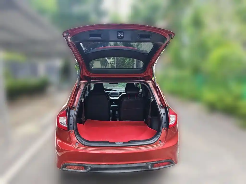 Honda Jade 2014 2013 1.8L Automatic Comfort Edition 6-seater