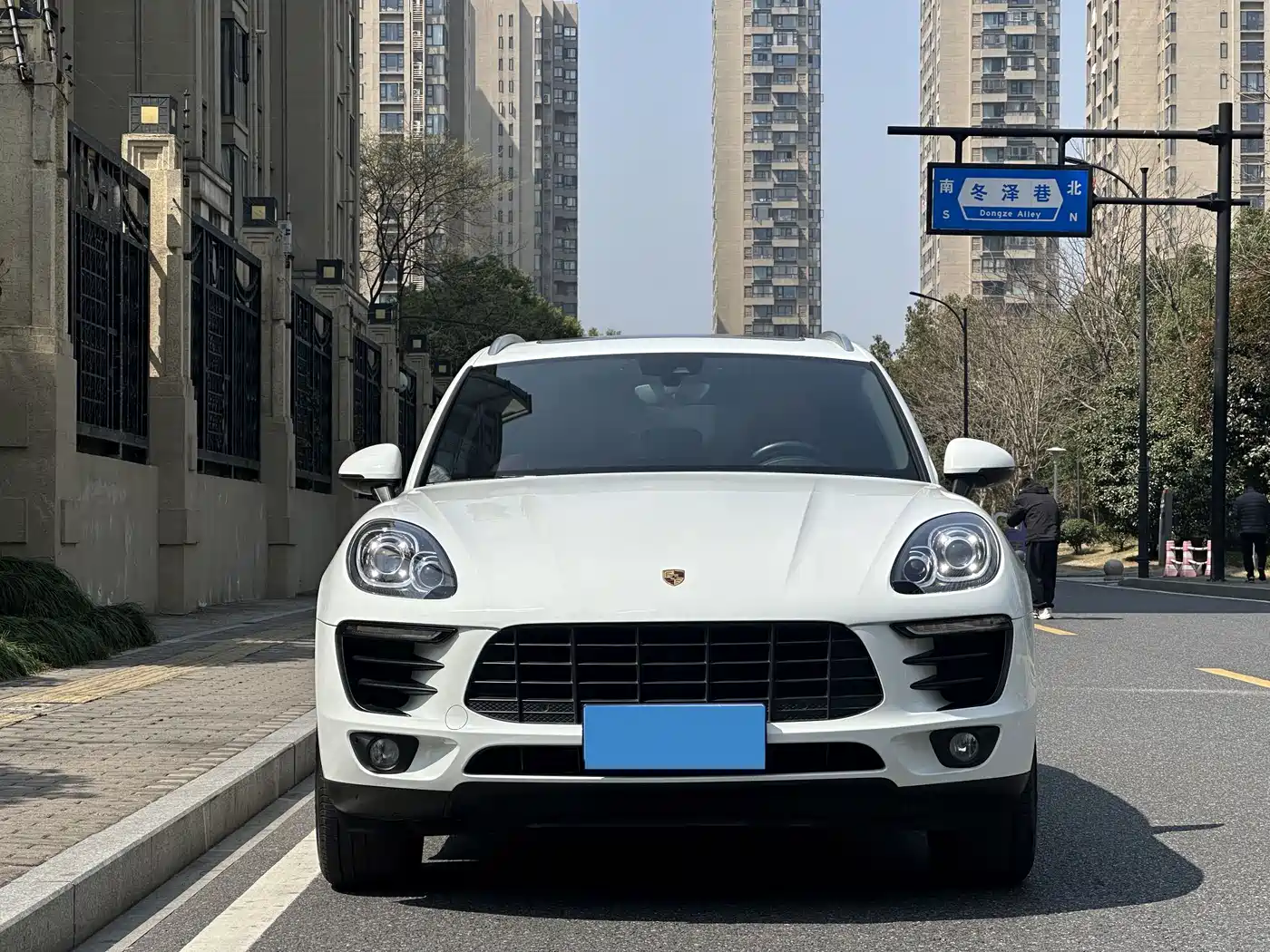 Porsche Macan 2017 Macan 2.0T фото 2