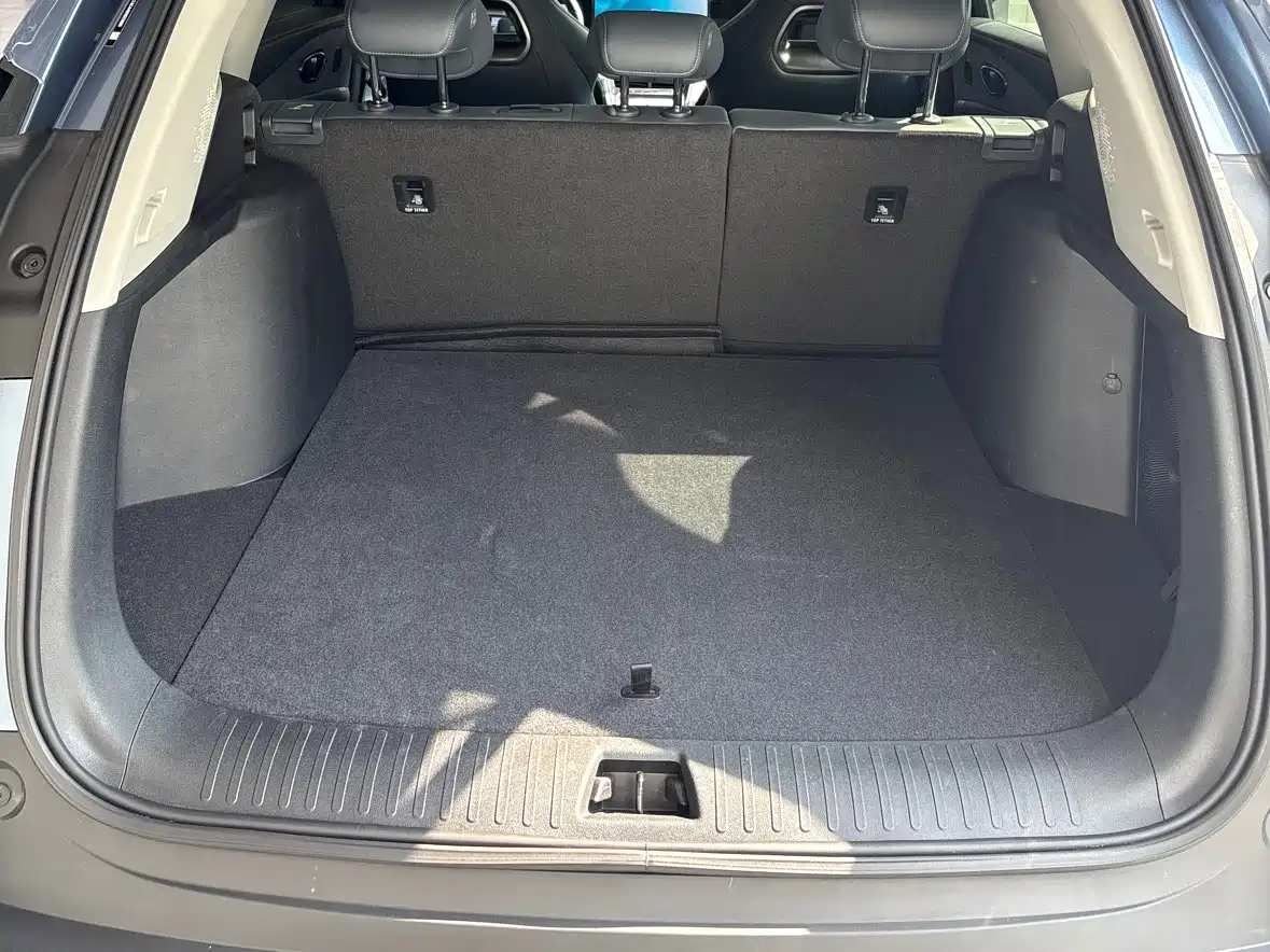 BYD SEA LION 07 DM I