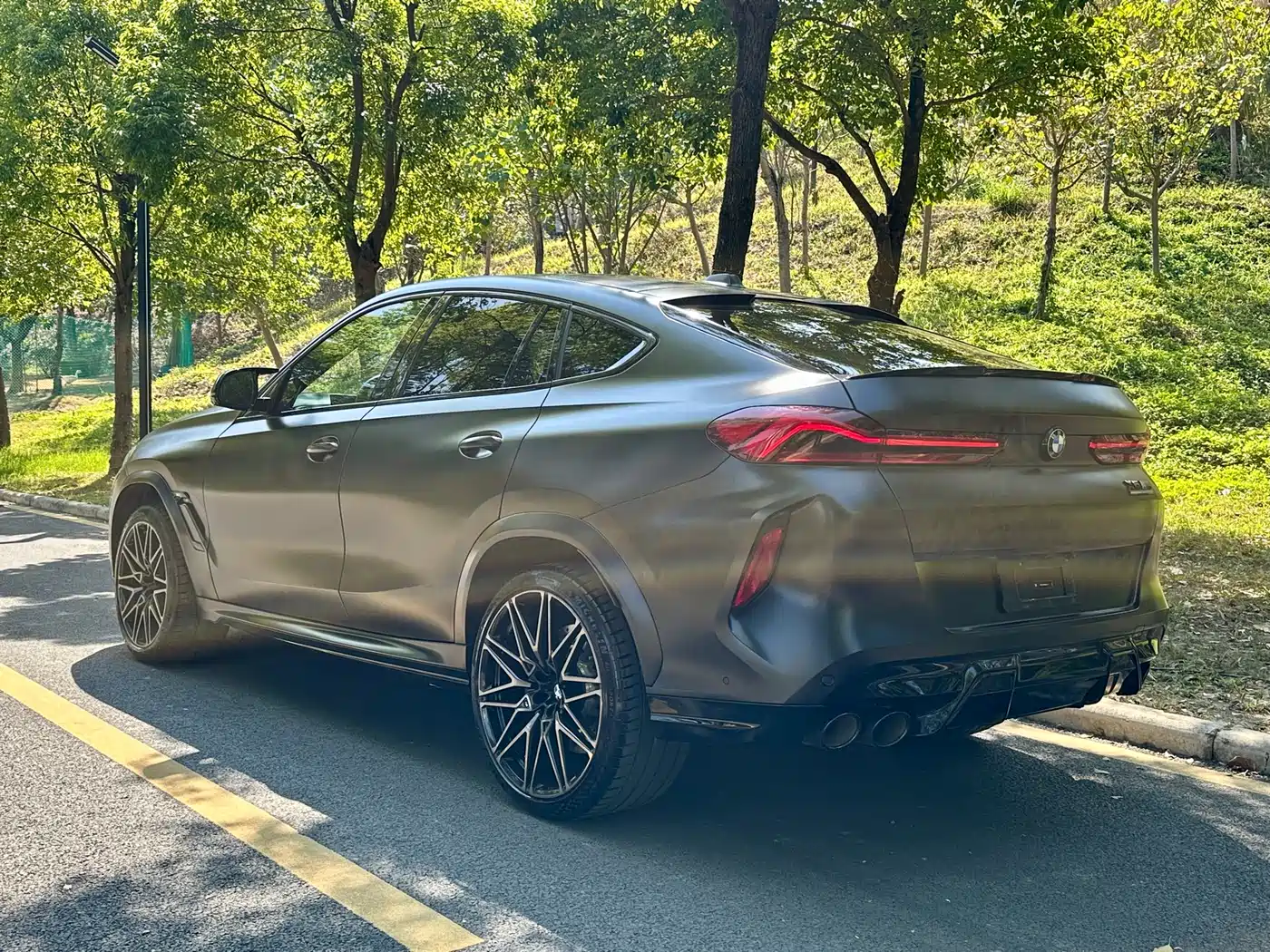 BMW X6 M 2023 Model X6 M Thunder Edition фото 6
