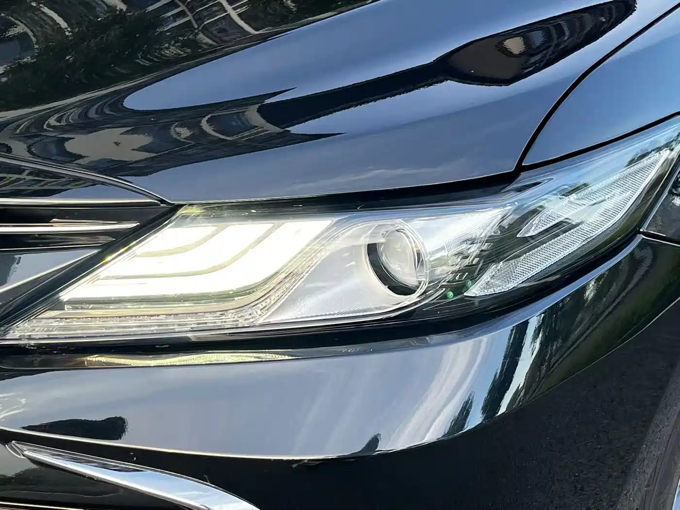 Фото 9 - Toyota Camry