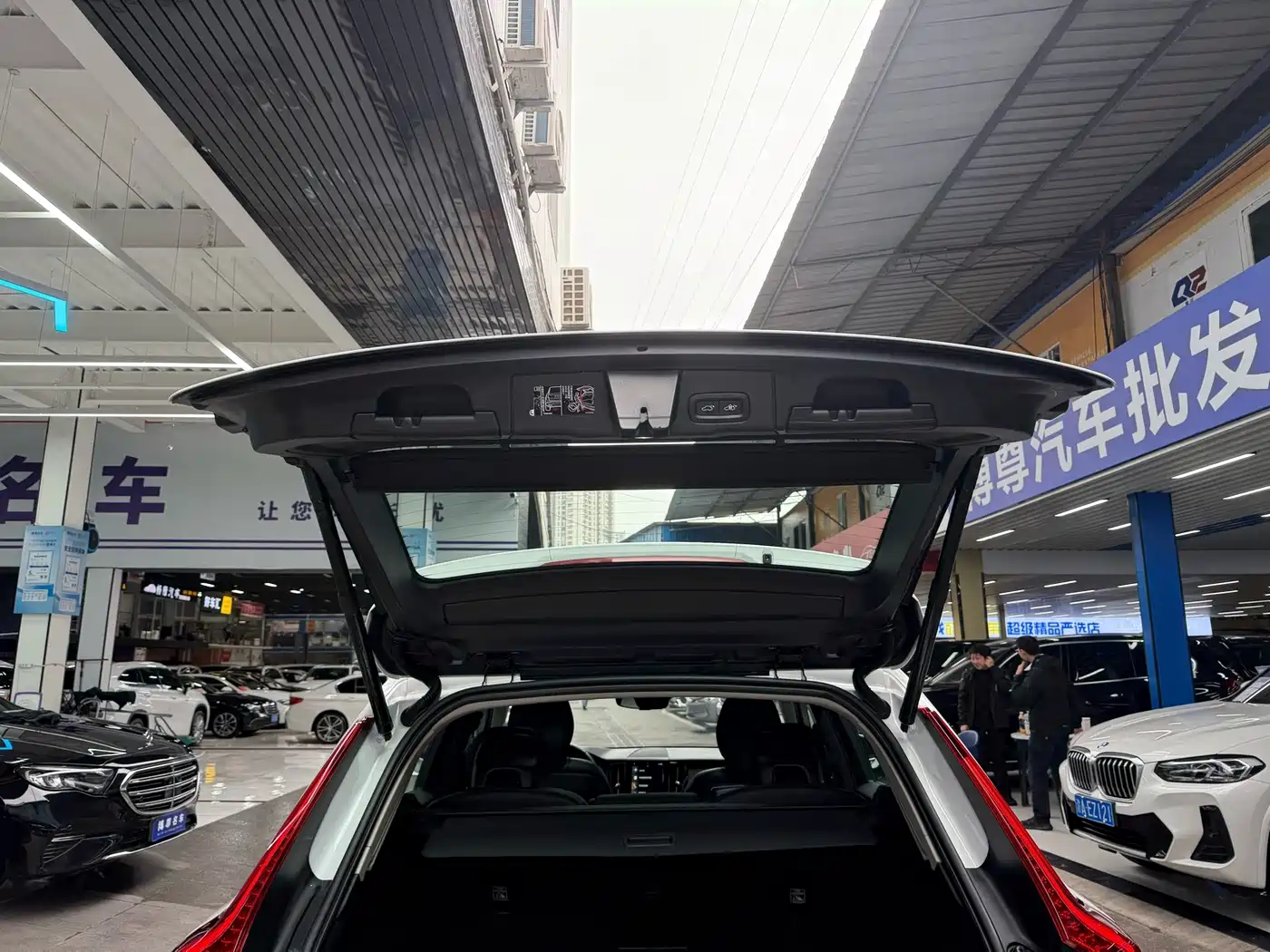 Фото 19 - Volvo XC60
