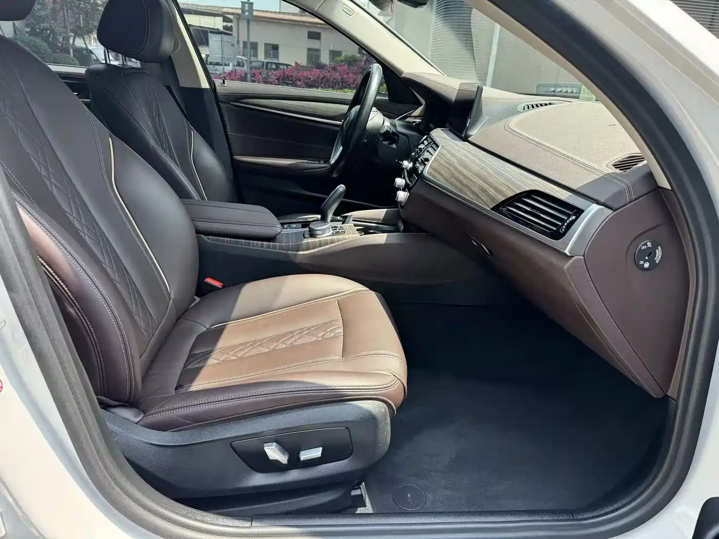 BMW 5 SERIES NEW ENERGY