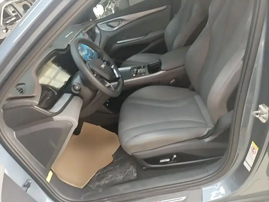 BYD Seal 2024 2024 Glory Edition DM-i 1.5L 121km Elite
